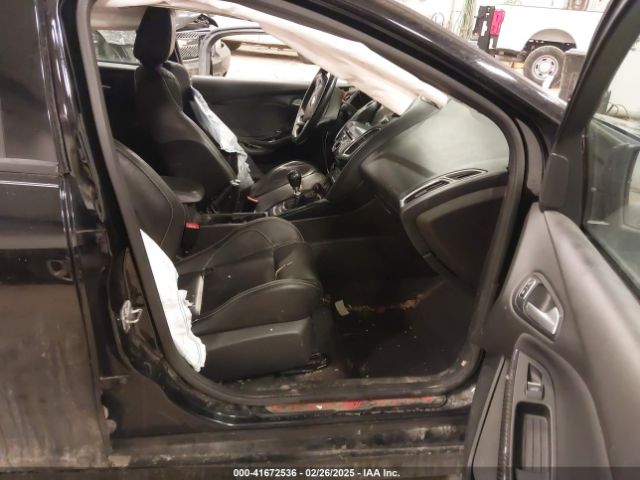 1FADP3L90JL286480 Ford FOCUS ST
