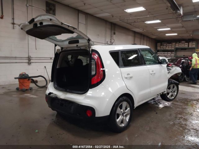 KNDJN2A22J7609326 KIA Soul