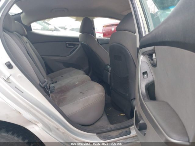 5NPDH4AE4EH491372 Hyundai ELANTRA SE