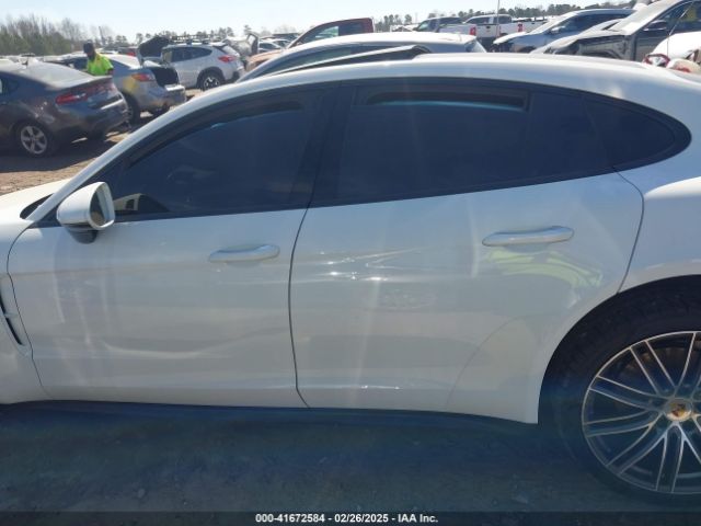 WP0AA2A74JL105312 Porsche PANAMERA 4