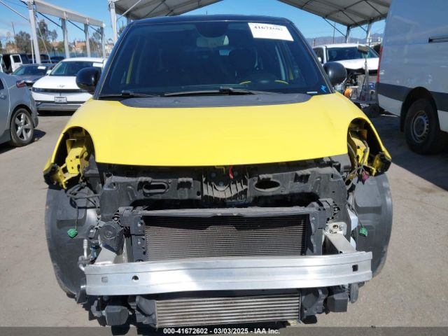 ZFBNFADH9KZ041920 Fiat 500L TREKKING
