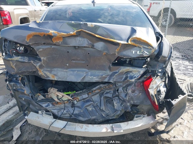19UUB1F3XJA007392 Acura TLX