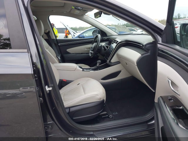 5NMJC3AE9NH079022 Hyundai TUCSON SEL