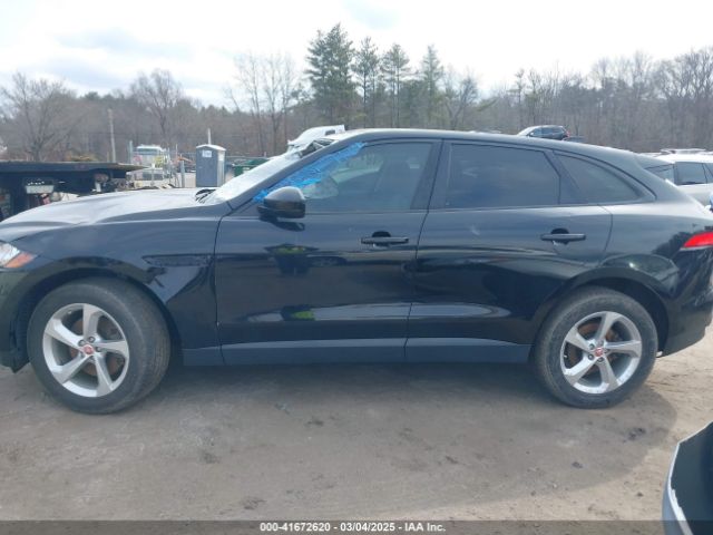 SADCJ2GX9JA237496 Jaguar F-pace 30t Premium