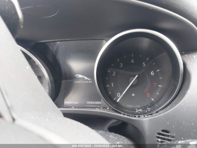 SADCJ2GX9JA237496 Jaguar F-pace 30t Premium