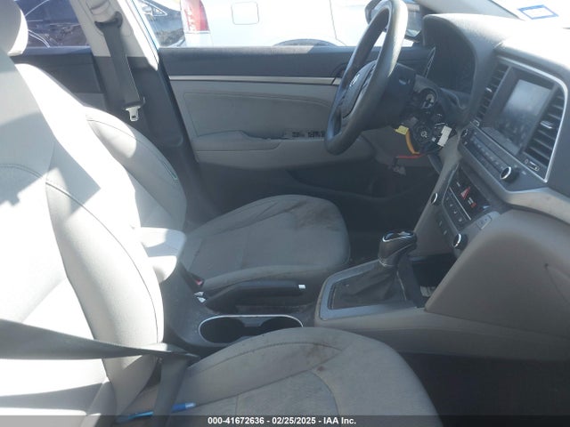 KMHD84LF7HU168235 Hyundai ELANTRA SE