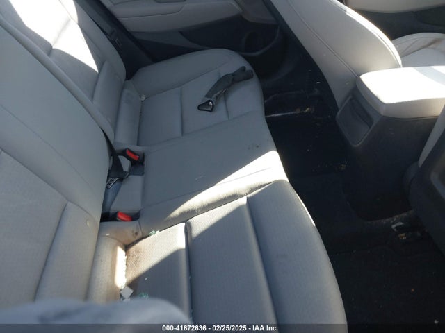 KMHD84LF7HU168235 Hyundai ELANTRA SE