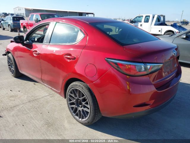 3MYDLBYV2JY328310 Toyota YARIS IA