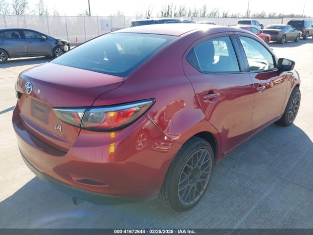 3MYDLBYV2JY328310 Toyota YARIS IA