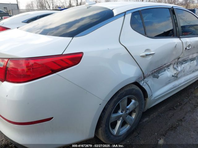 KNAGM4A75F5644401 KIA Optima Lx
