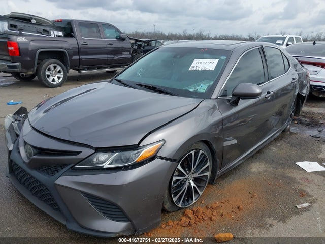4T1B11HK8JU635944 Toyota CAMRY SE