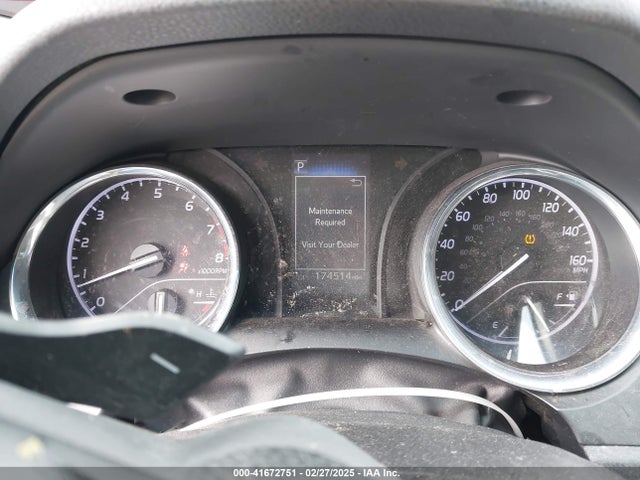 4T1B11HK8JU635944 Toyota CAMRY SE