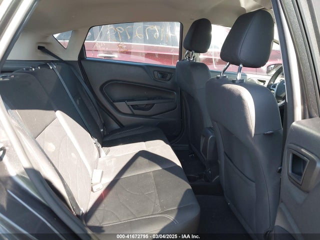 Ford FIESTA SE 2018 3FADP4EJ3JM106498 Image 8