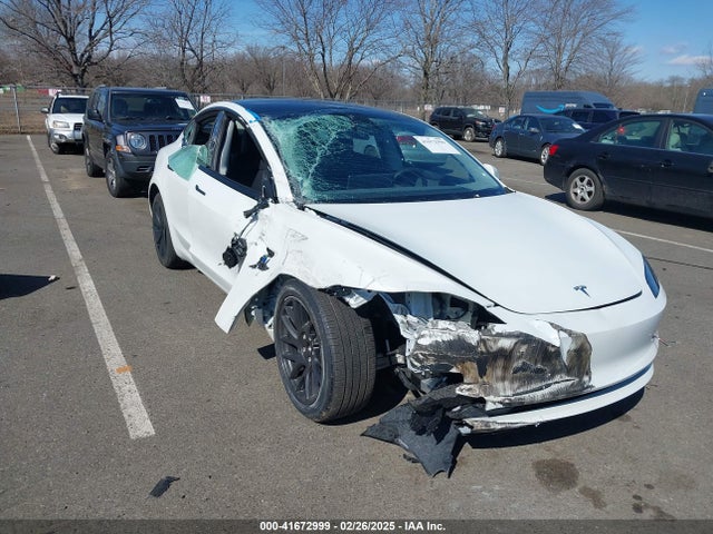 2025 TESLA MODEL 3 5YJ3E1EA2SF912817 Photo 5