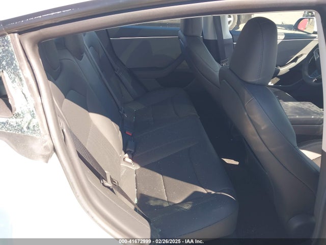 2025 TESLA MODEL 3 5YJ3E1EA2SF912817 Photo 7