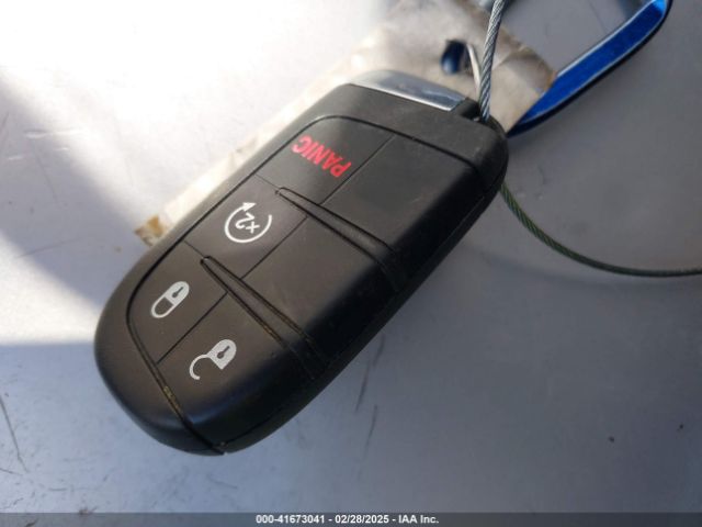 ZACCJABT9GPD77177 Jeep Renegade 75th Anniversary