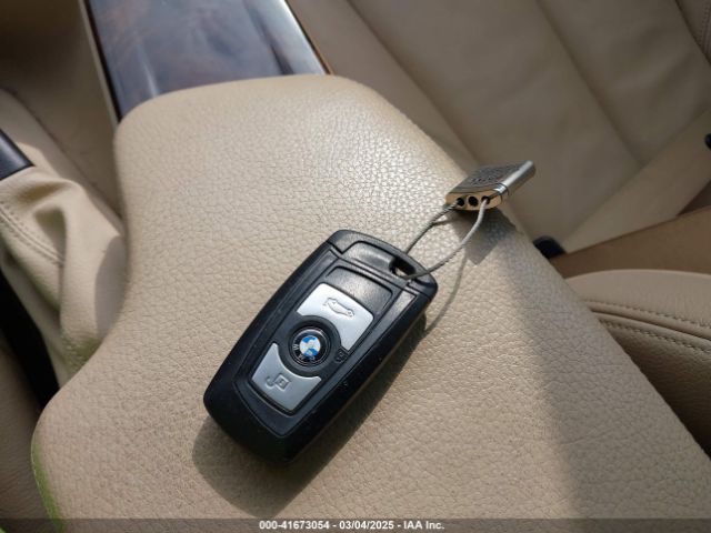 WBA3C3C56EP661301 BMW 320i Xdrive