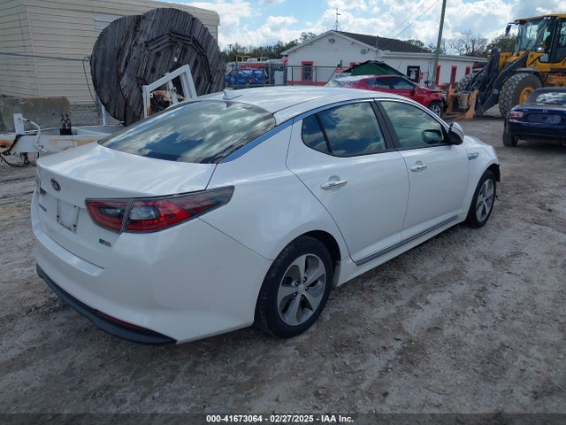 KNAGM4AD5E5075375 KIA Optima Hybrid Lx