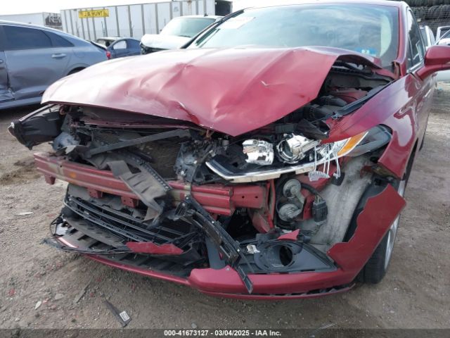 3FA6P0HD7GR231104 Ford FUSION SE