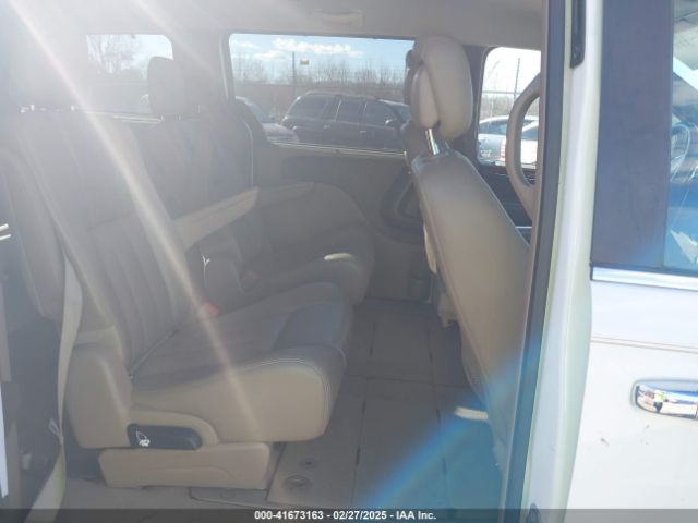 2C4RC1CG9ER232185 Chrysler Town & Country Touring-l