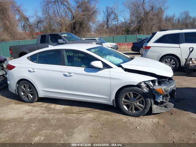 Hyundai ELANTRA SE 2017 5NPD84LF5HH055818 Image 13