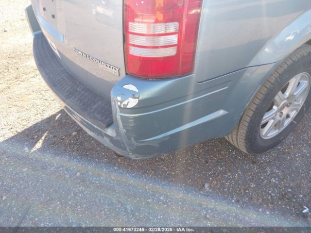 2010 CHRYSLER TOWN & COUNTRY 2A4RR5D13AR308522 Photo 5