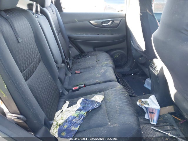 5N1AT2MV7HC896395 Nissan ROGUE SV