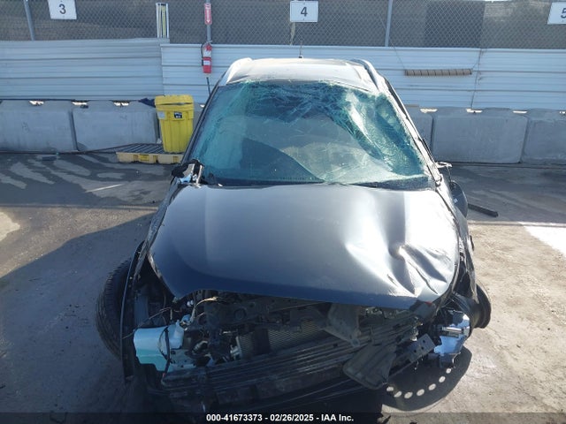3N1CP5CU1KL564723 Nissan KICKS S