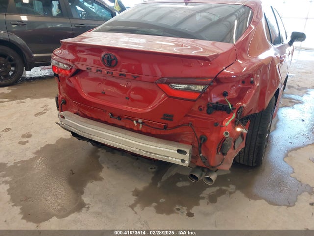 4T1T11BK2RU128871 Toyota CAMRY SE
