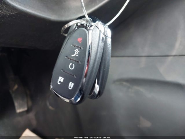 3GNAXUEV1MS163922 Chevrolet Equinox Awd Lt