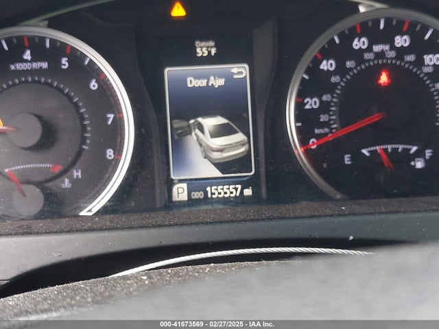 41673569 :رقم المزاد ، 4T1BF1FK1FU902594 vin ، 2015 Toyota Camry Se مزاد بيع