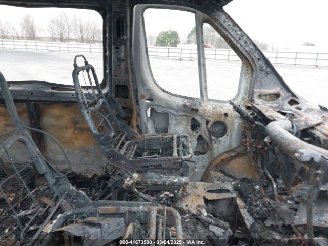 3C6TRVPG0EE128716 RAM Promaster 2500 Window Van High Roof