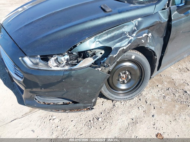 1FA6P0G75G5102048 Ford FUSION S