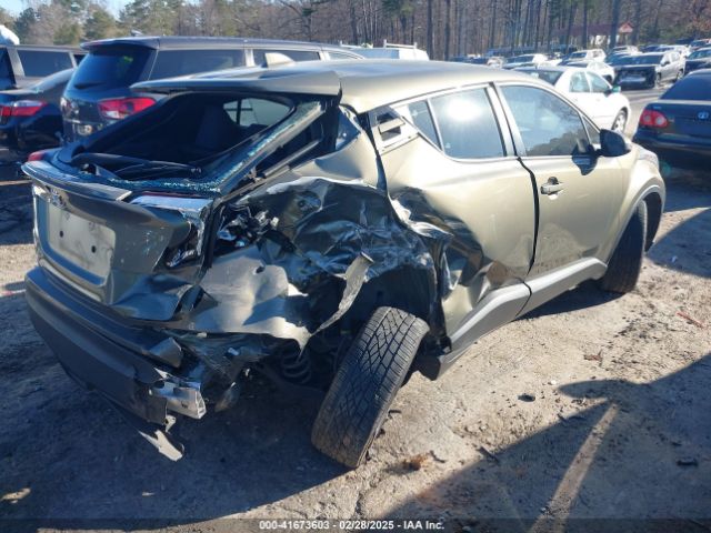 NMTKHMBX7MR136498 Toyota C-HR XLE