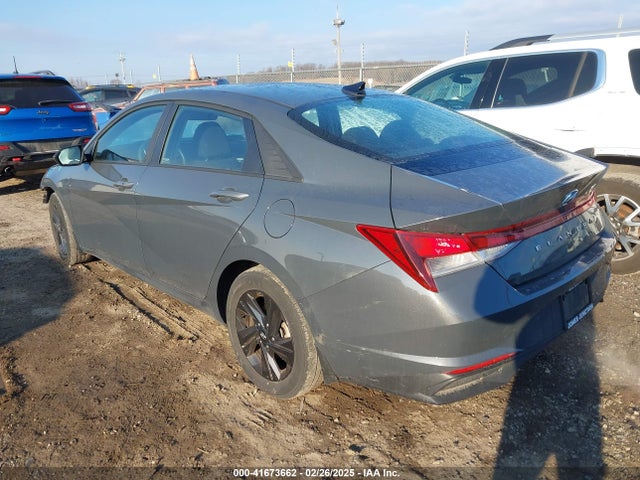 KMHLM4AG1PU617961 Hyundai ELANTRA SEL