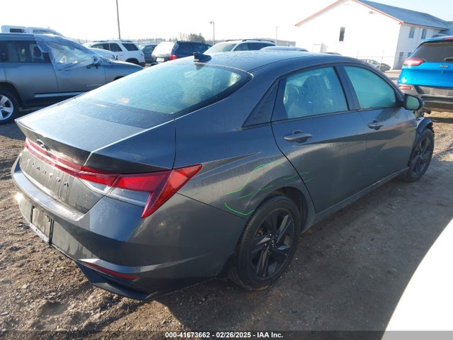 KMHLM4AG1PU617961 Hyundai ELANTRA SEL