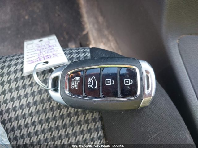 KM8K22AA9KU200081 Hyundai Kona Sel