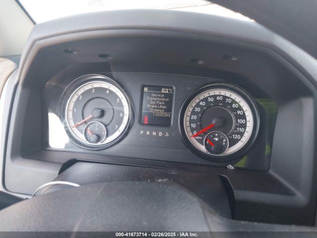 1C6RR7FG4HS706986 RAM 1500 Express  4x4 6'4 Box