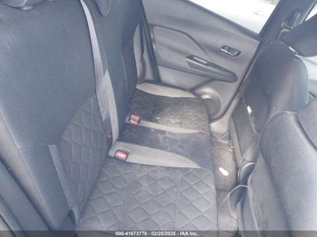 3N1CP5CU8JL518157 Nissan KICKS SV