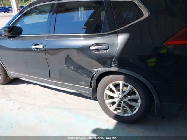 JN8AT2MTXLW007944 Nissan Rogue S Fwd
