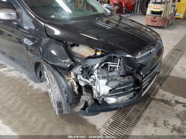 1FMCU9G9XFUA70029 Ford ESCAPE SE