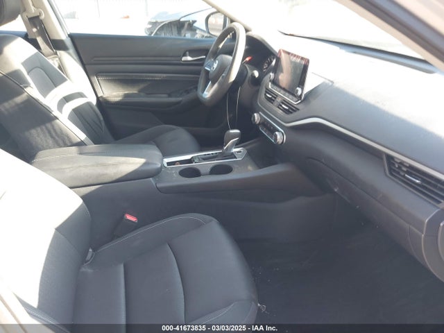 1N4BL4BV3KC201978 Nissan Altima 2.5 S