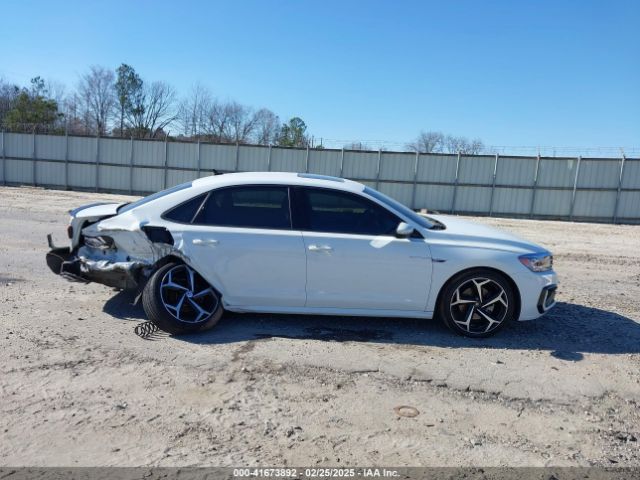 1VWMA7A39MC007031 Volkswagen Passat 2.0t R-line