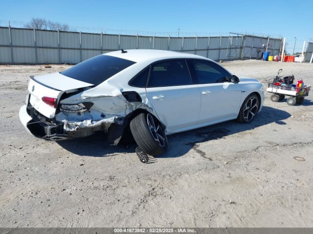 1VWMA7A39MC007031 Volkswagen Passat 2.0t R-line