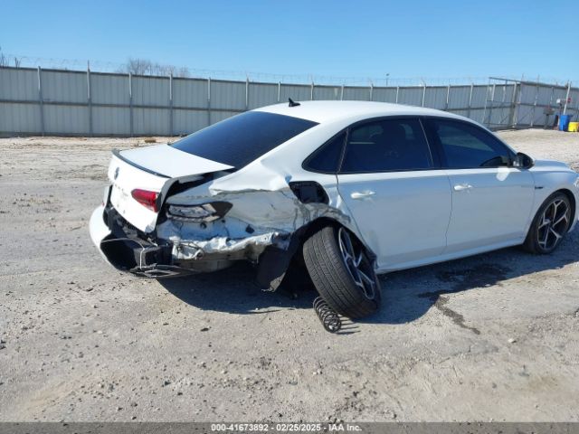 1VWMA7A39MC007031 Volkswagen Passat 2.0t R-line