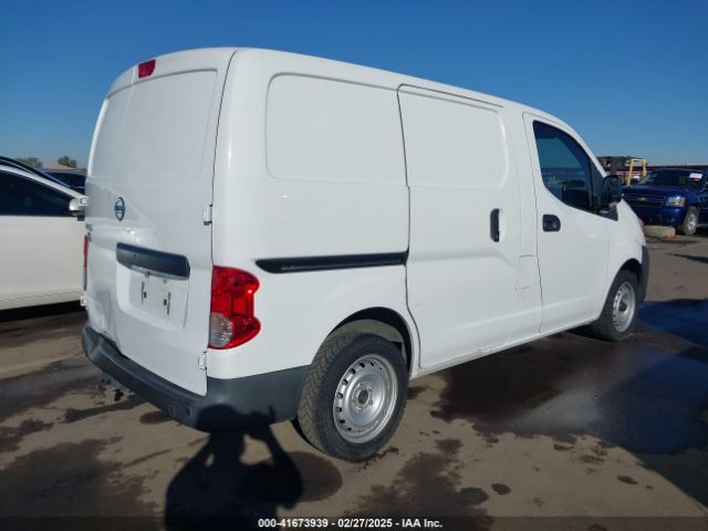 3N6CM0KN3FK727271 Nissan Nv200 S