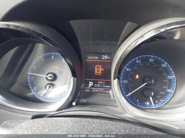 2T1BURHE8FC459082 Toyota Corolla S Premium