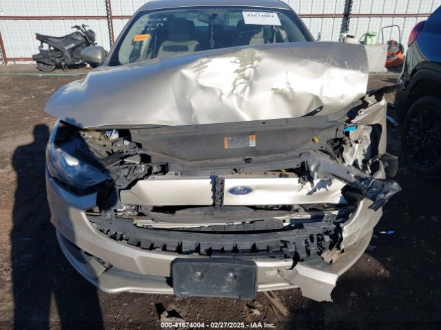 3FA6P0HD8HR273525 Ford FUSION SE