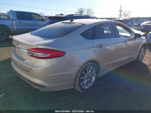 3FA6P0HD8HR273525 Ford FUSION SE