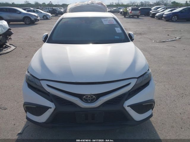 4T1T11AK6NU043253 Toyota CAMRY SE